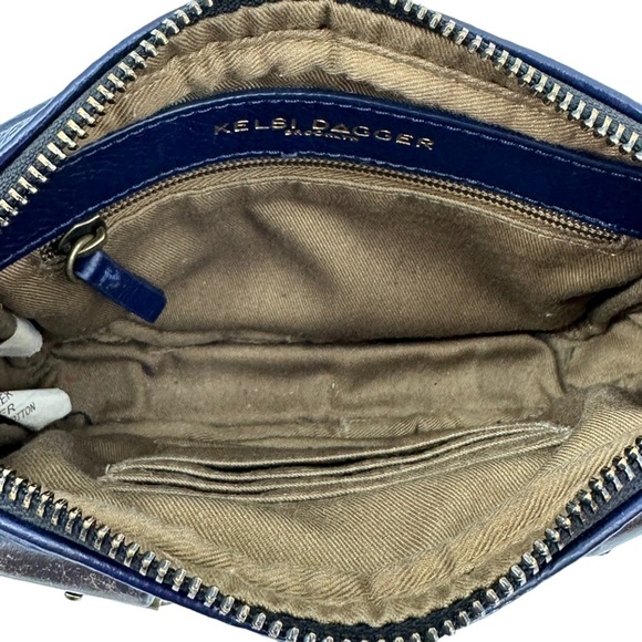 Kelsi Dagger Grasslands Little Crossbody Double Buckle Bag Navy & Brown Purse - Picture 5 of 6